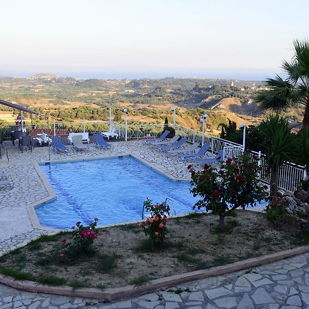 Ionian Balcony Apartment Lixouri Exterior foto
