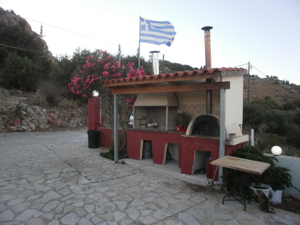 Ionian Balcony Apartment Lixouri Exterior foto